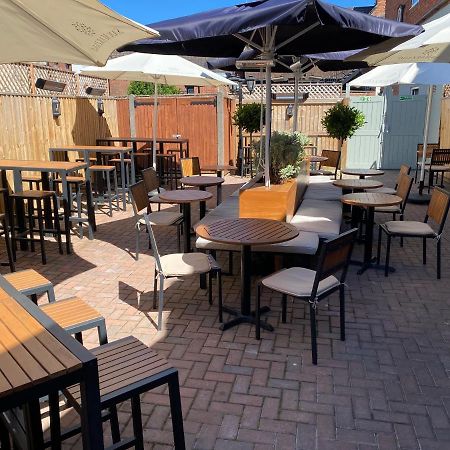 The Peppermill Town House Hotel & Restaurant ديفايزيس المظهر الخارجي الصورة