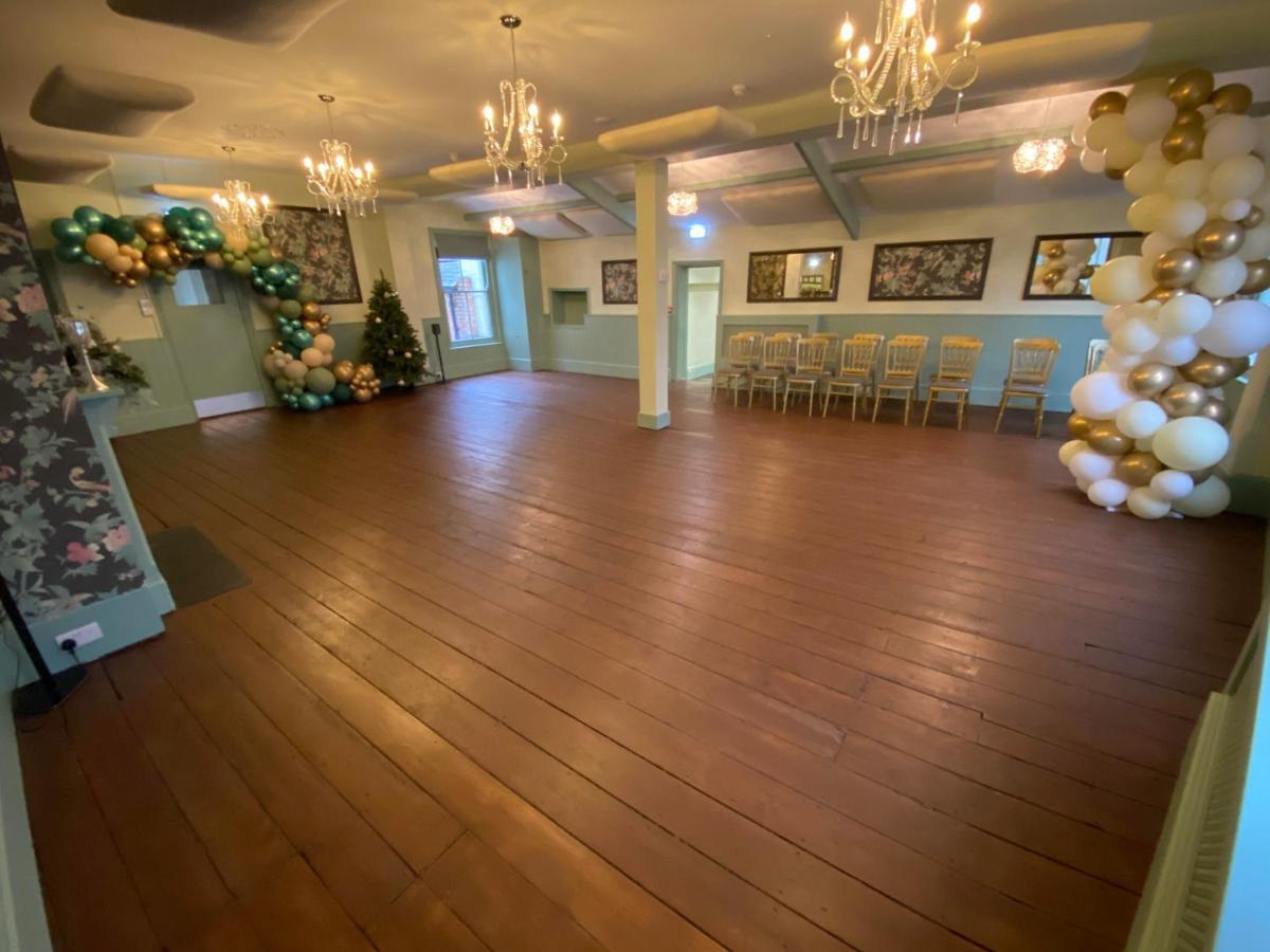 The Peppermill Town House Hotel & Restaurant ديفايزيس المظهر الخارجي الصورة